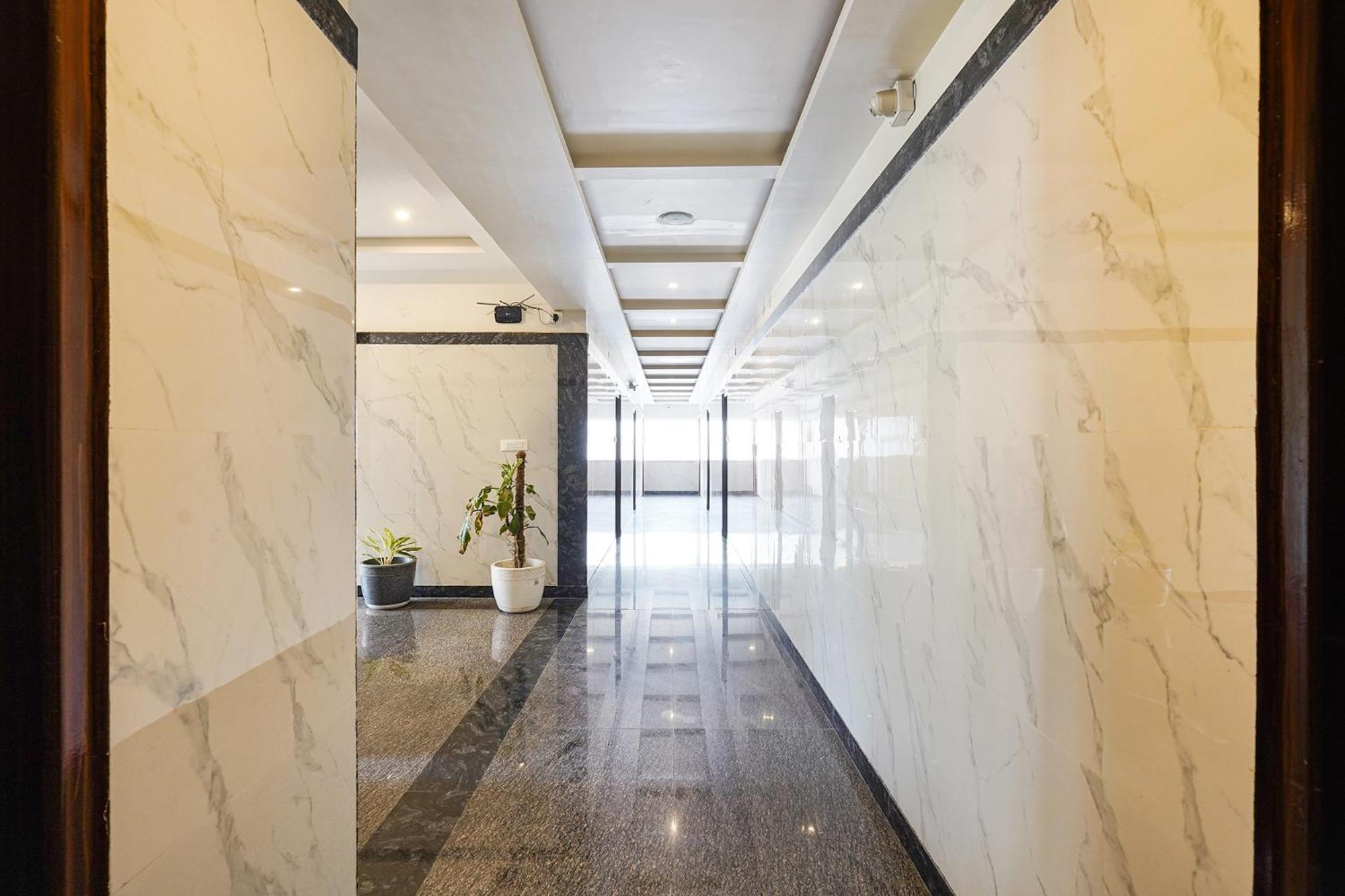Fabhotel Prime Mayuri Residency 벵갈루루 외부 사진